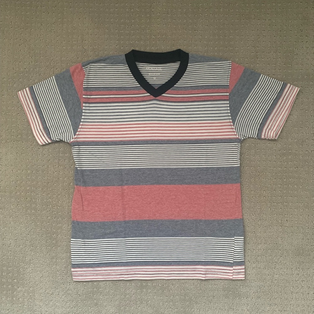 Euc boys shirt size M